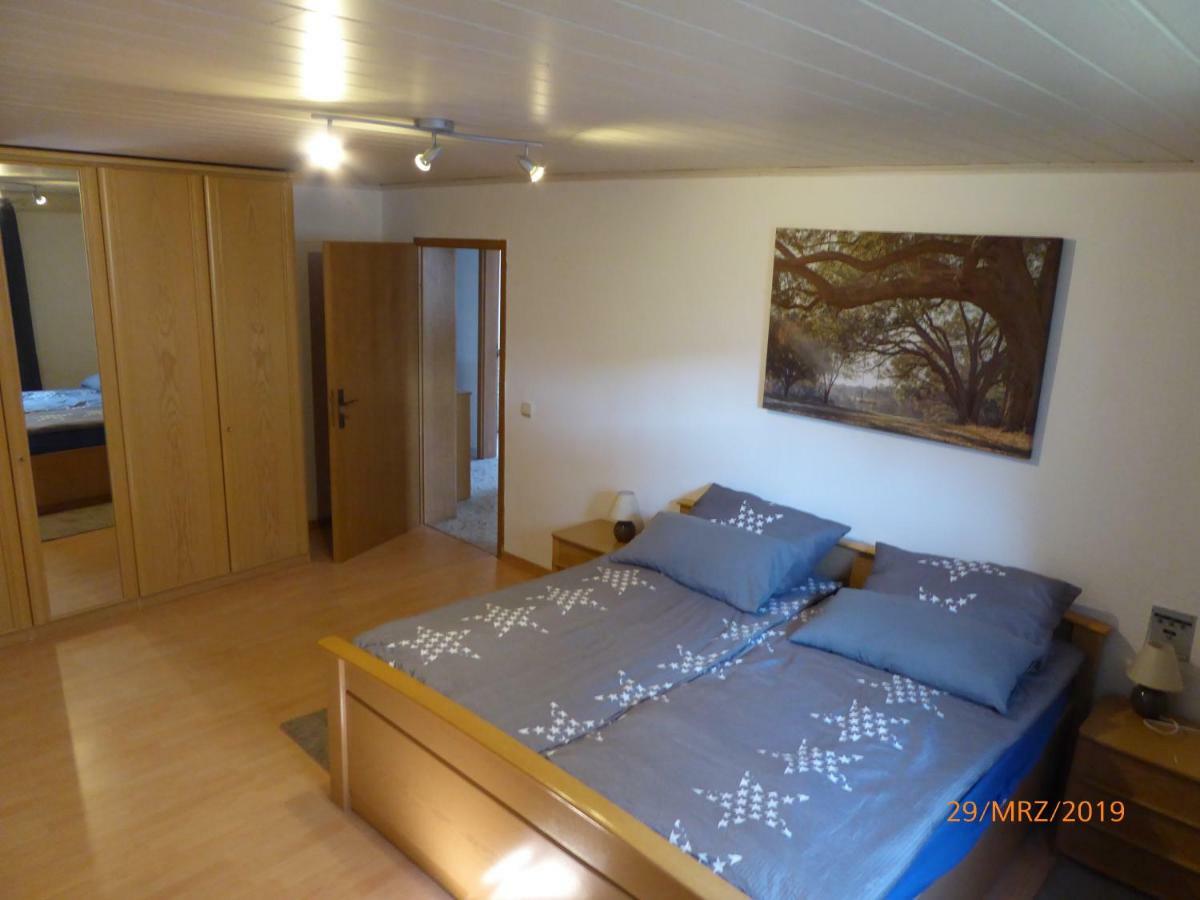 Monteurwohnung - Ferienwohnung Naehe Limburg An Der Lahn Flacht Екстериор снимка